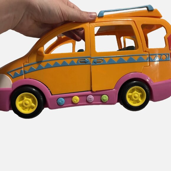 Dora The Explorer 2003 Van - Picture 5 of 11
